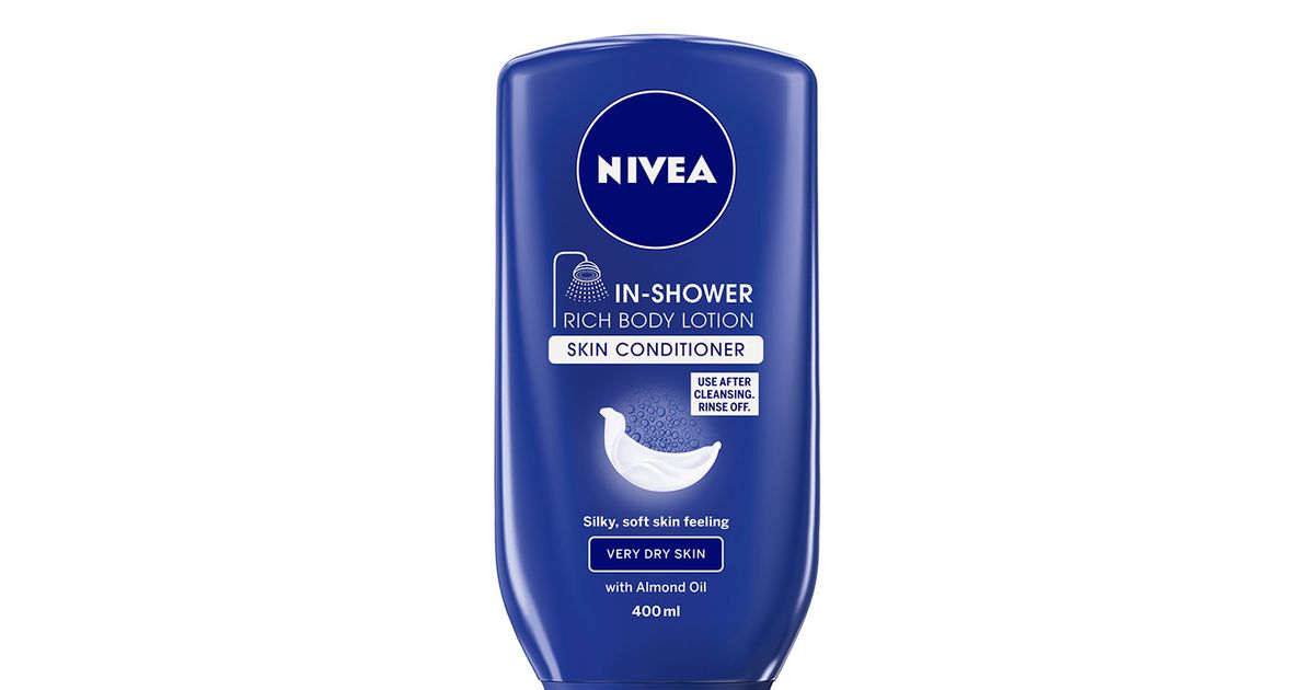 How to Totally Moisturize in the Shower