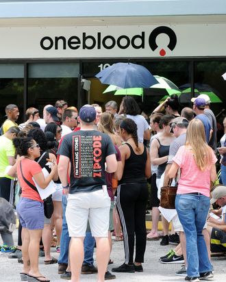 Floridians waiting to donate blood.