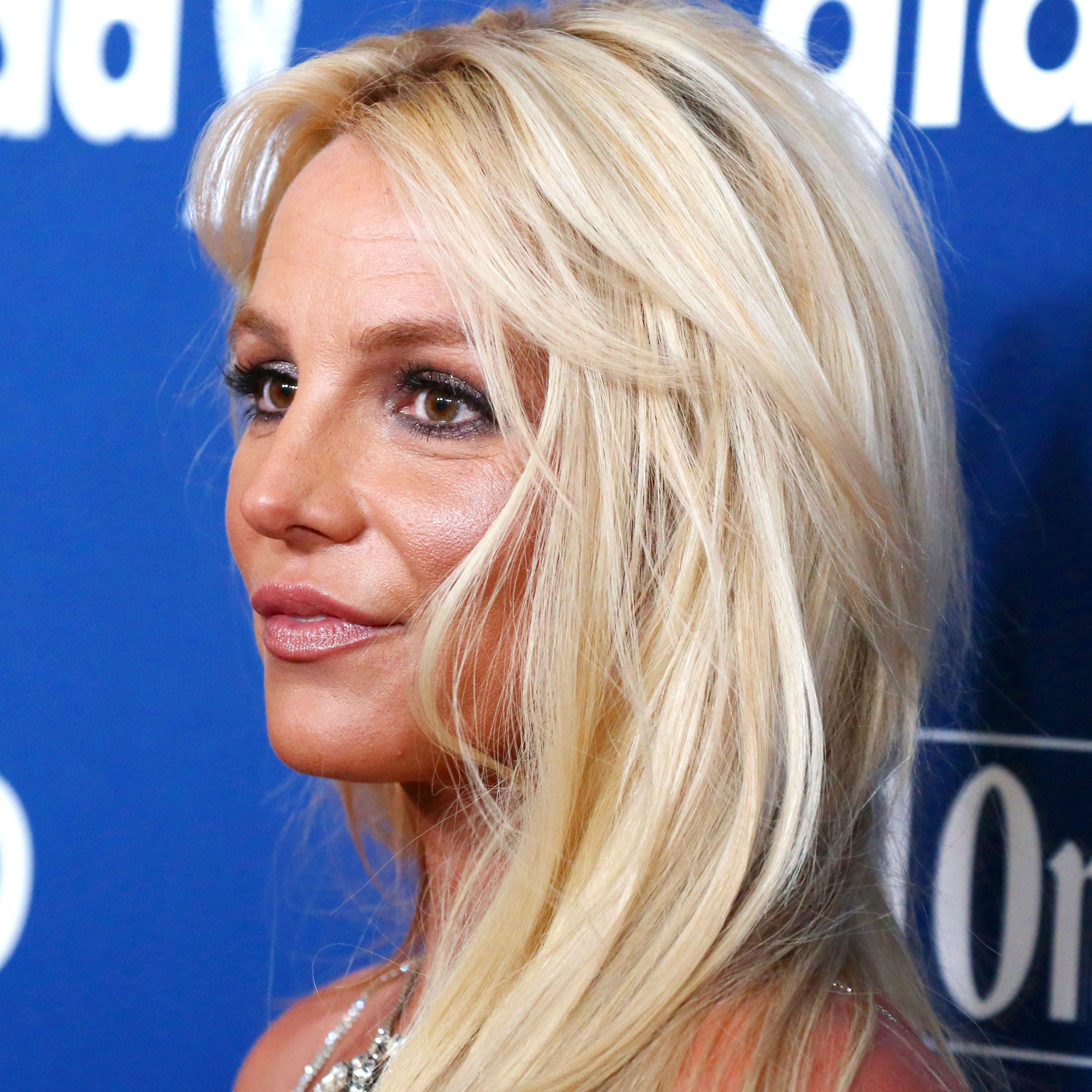 Britney Spears Accuses Dad of Financial Misconduct, Spying pic