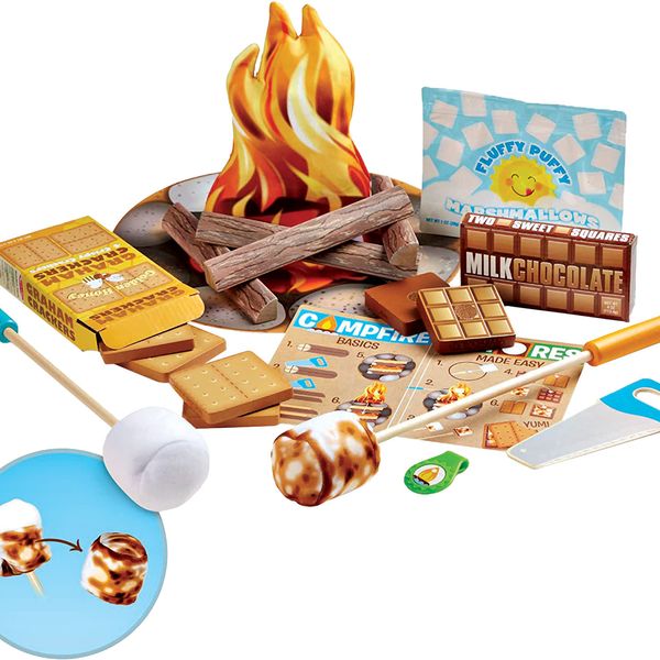 Melissa & Doug Let's Explore Campfire S'Mores Play Set