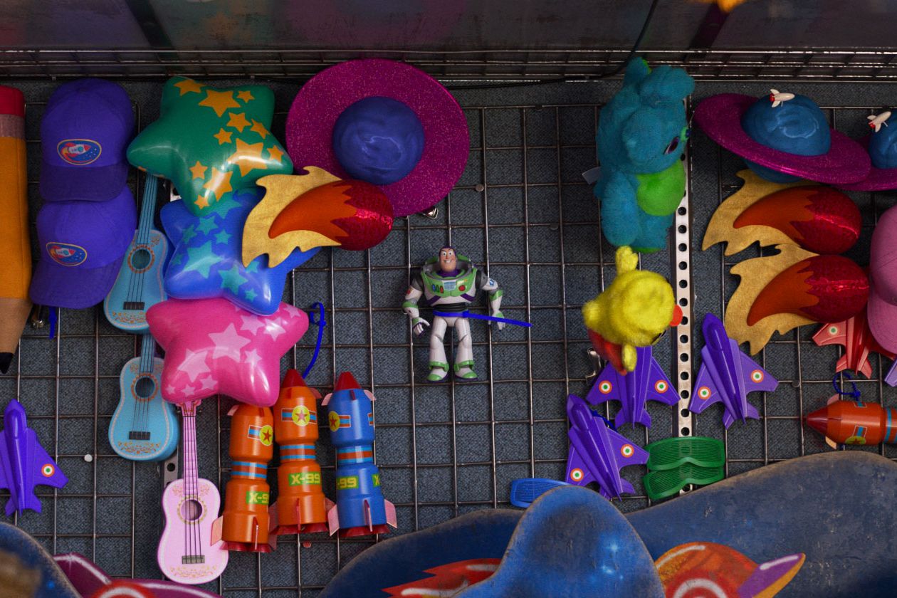 Lightyear: 10 Easter Eggs You Missed In The Trailer