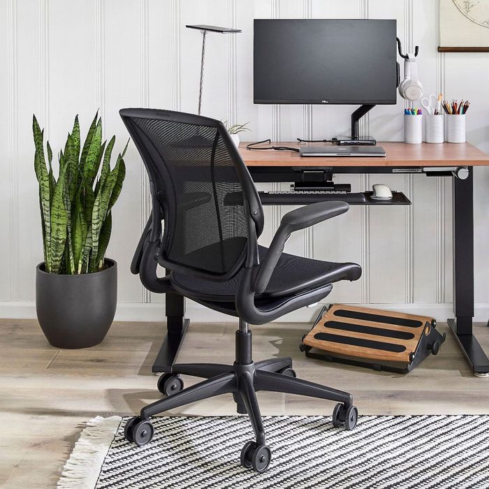 7 Best Footrests For Working From Home, Wooden Footrest Under Desk Chair