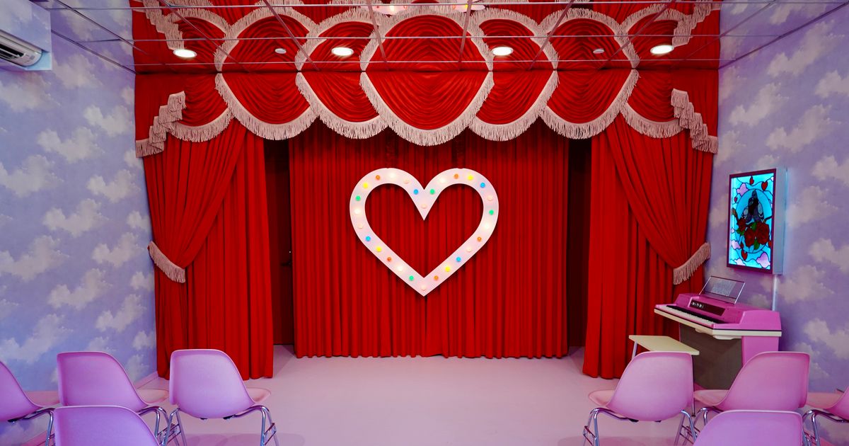New Yorkers Now Have a Place to Elope, Vegas Style