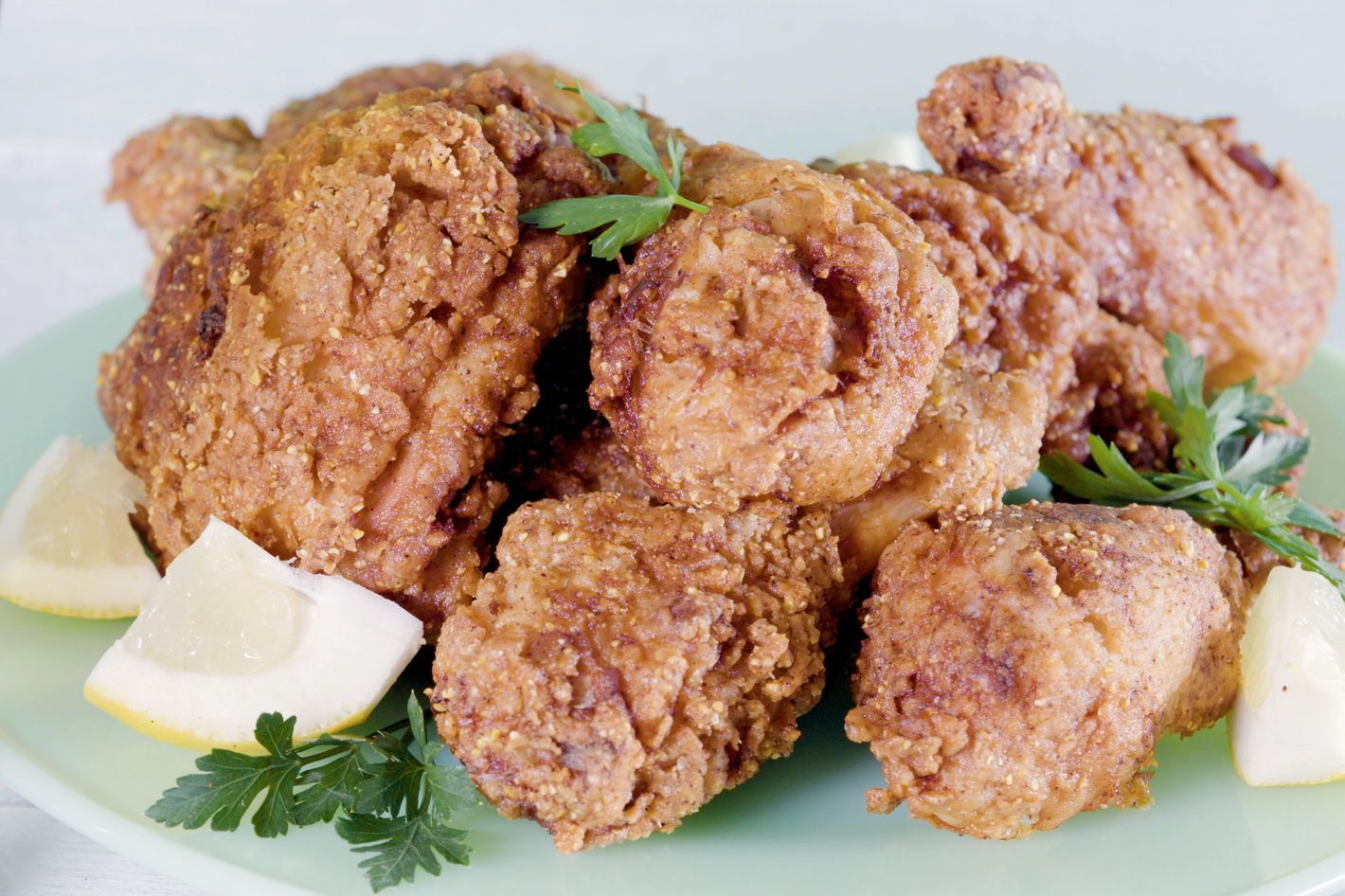 https://pyxis.nymag.com/v1/imgs/b8b/6b8/241a587c778792766103683f833029124d-19-bittman-fried-chicken.2x.h473.w710.jpg