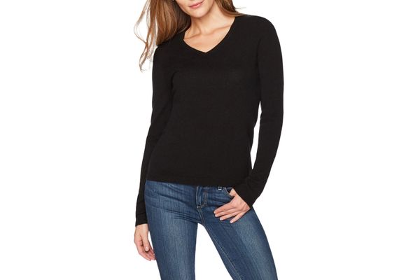 Lark & Ro Women’s 100% Cashmere 12-Gauge V-neck Pullover Sweater