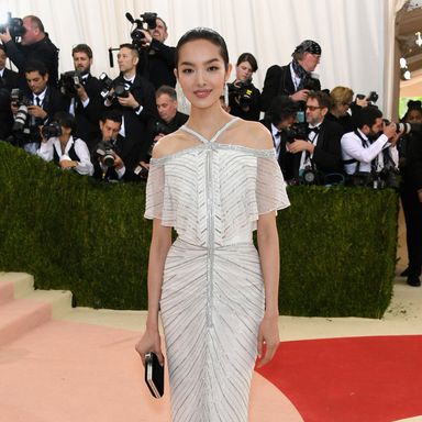 See All the Looks From the 2016 Met Gala Red Carpet