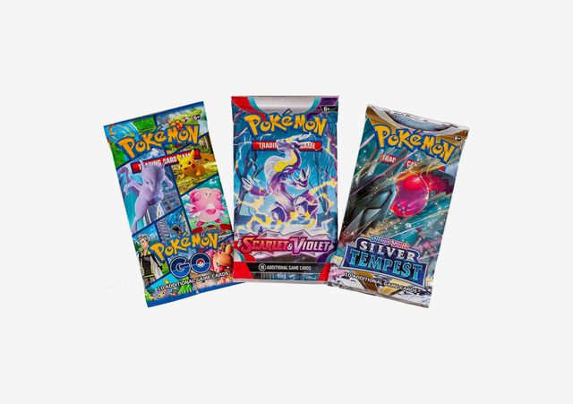 Pokemon TCG - 3 Booster Packs and 1 Random Foil