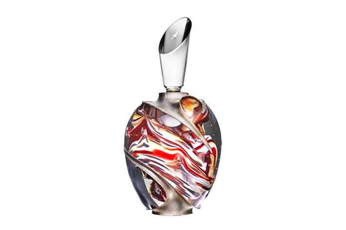 The Art of Perfume: Beautiful Perfume Bottles - Love Happens Mag