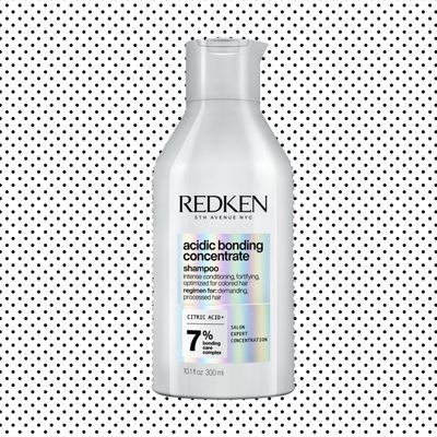 f26fabaf5f95e8d9d93e30f4e2a68e81a3 redken shampoo lede.rsquare.w400