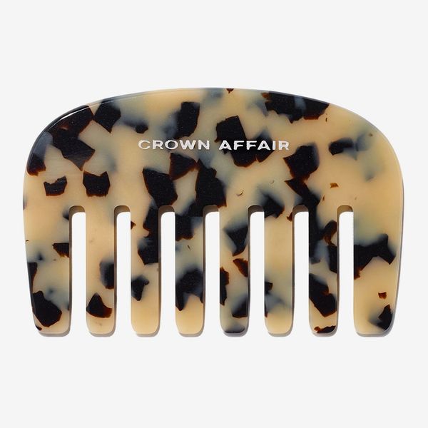 Crown Affair The Comb No. 001