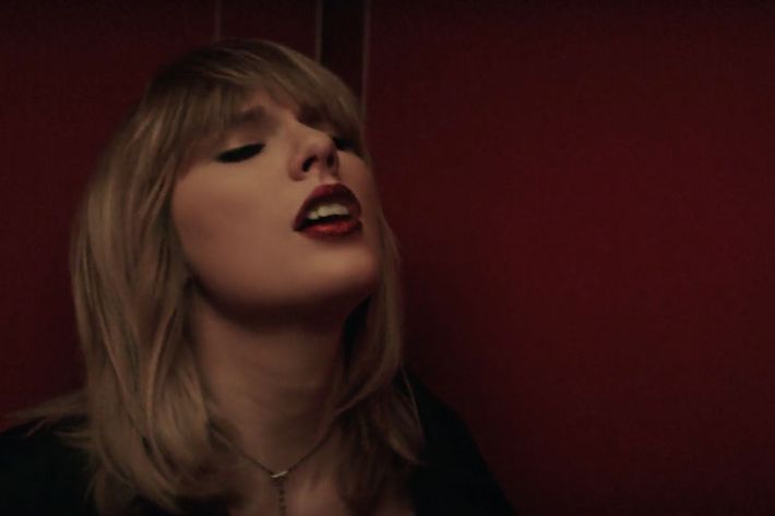 Taylor Swift Sex Porn - 15 Faces Taylor Swift Makes in Her New Music Video