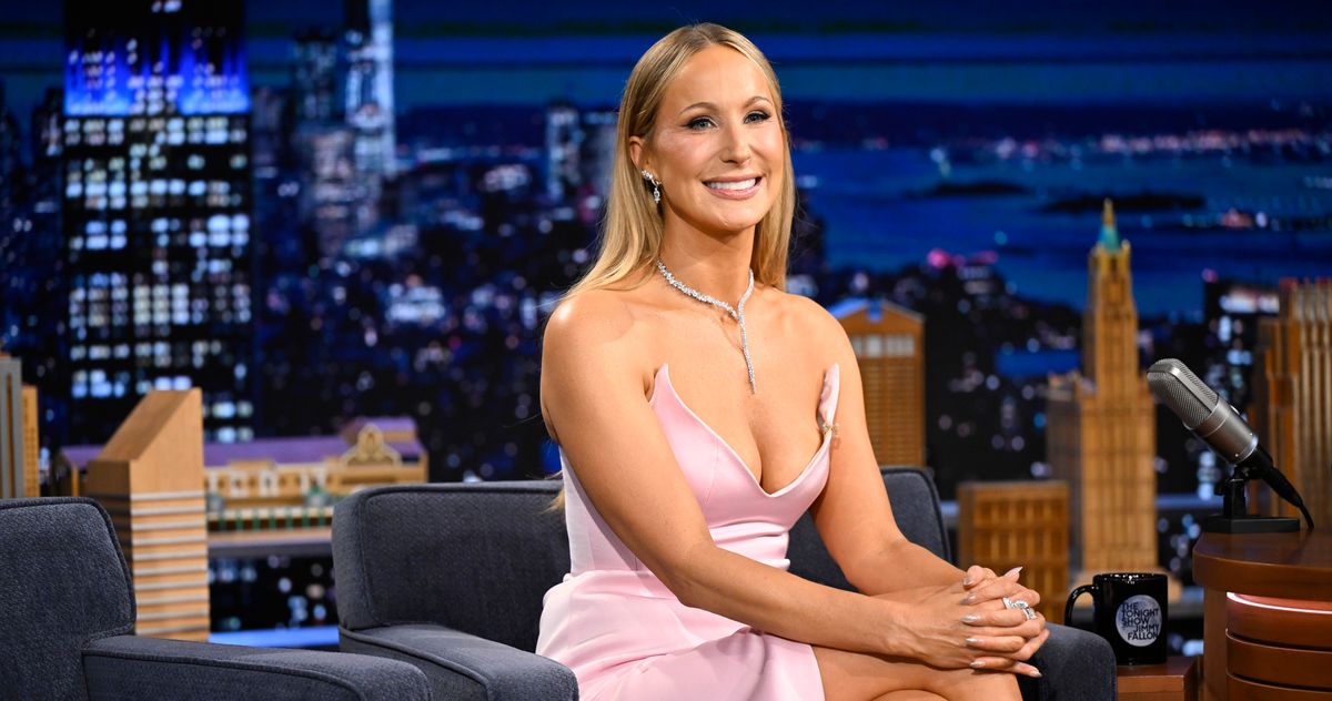 Leonardo DiCaprio Gave Nikki Glaser Pasta, Pasta, and More Pasta