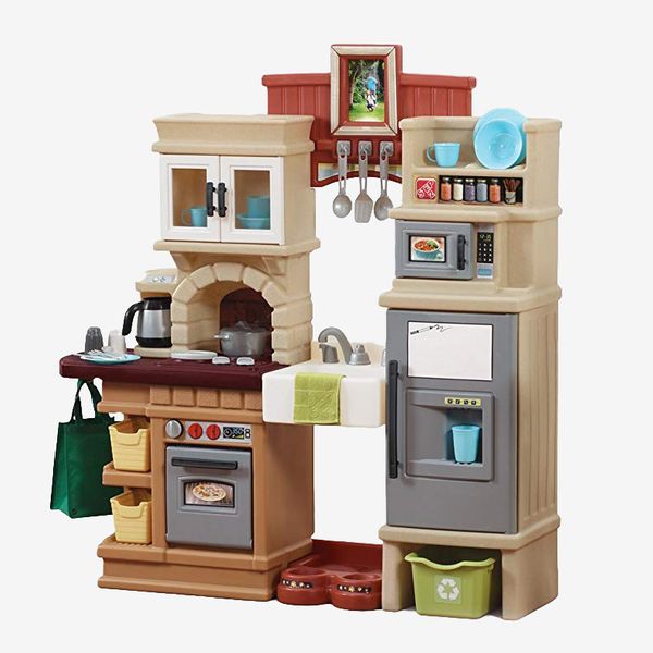 Step2 Heart of the Home Kitchen Play Set
