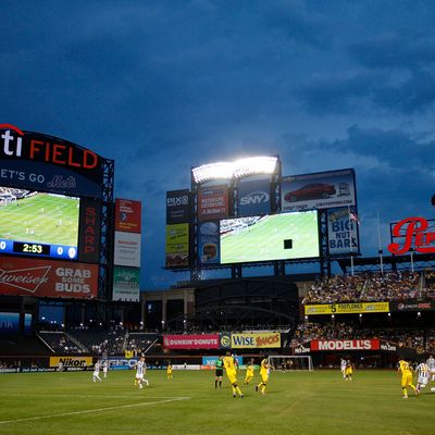 NEW YORK - JULY 26: A general view of an exhibition match between Juventus FC and Club America on July 26, 2011 at Citi Field in the Flushing neighborhood of the Queens borough of New York City. (Photo by Jeff Zelevansky/Getty Images)