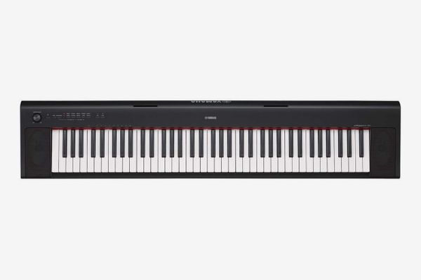 Yamaha NP32 NP-32 Black Portable Digital 76-Key Piano with Free Power Supply