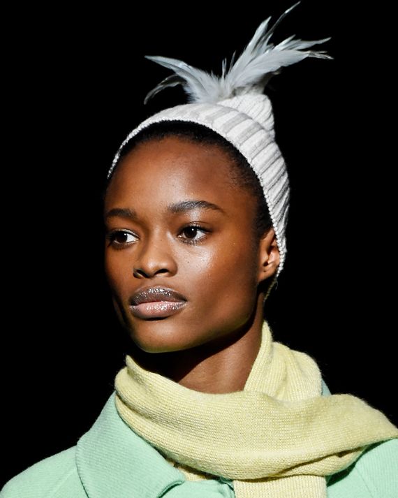 NYFW Fall 2019: Marc Jacobs Runway Beauty Makeup and Hair