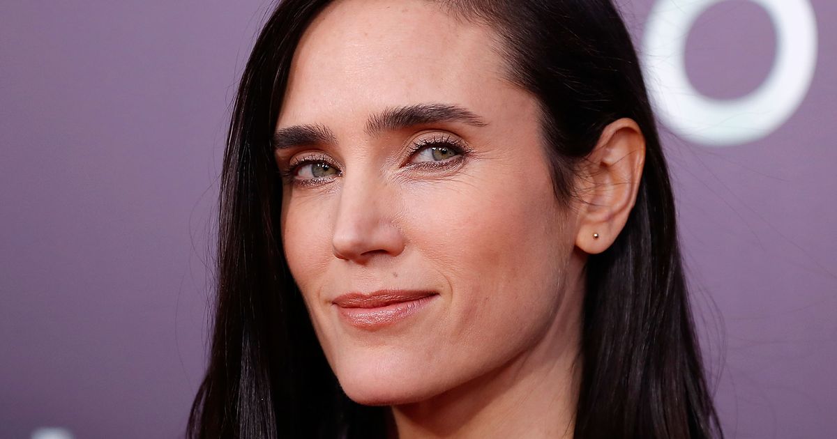 Jennifer Connelly shows off her sensational sense of style as she