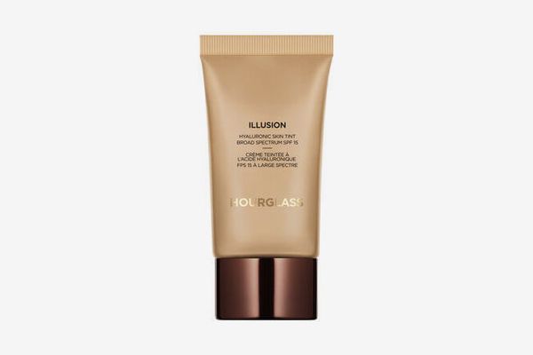 Hourglass Illusion Hyaluronic Skin Tint