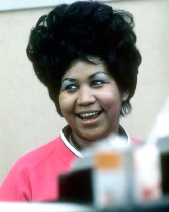 9 Incredible Aretha Franklin Stories