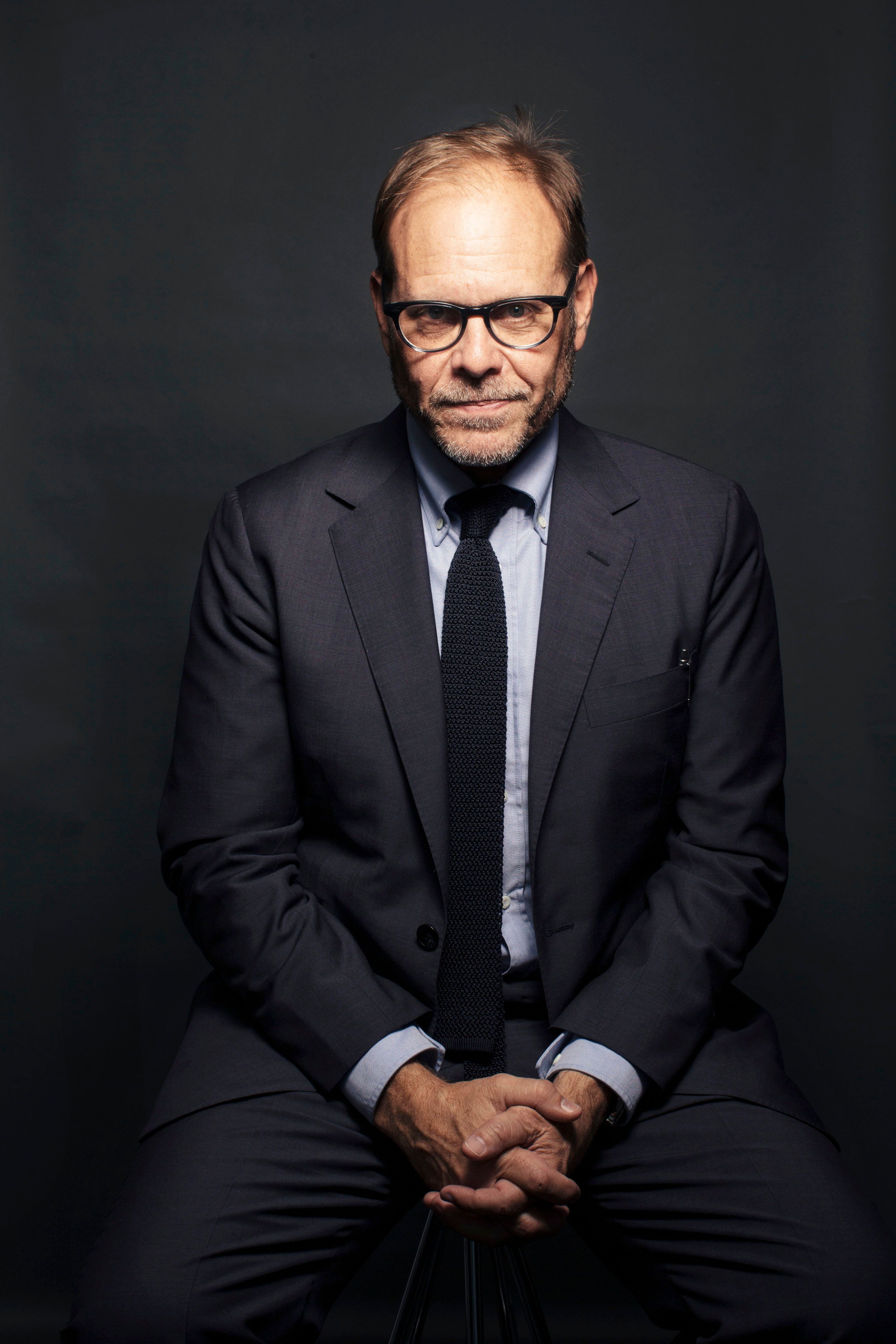 https://pyxis.nymag.com/v1/imgs/bbb/78f/f1b3bb5bb0dc0d452cd34194f9a0ac5e86-alton-brown.jpg