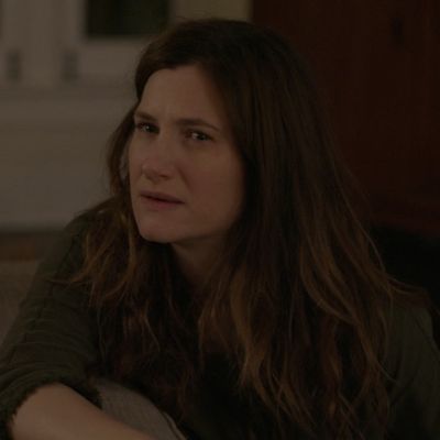 Kathryn Hahn as Raquel.