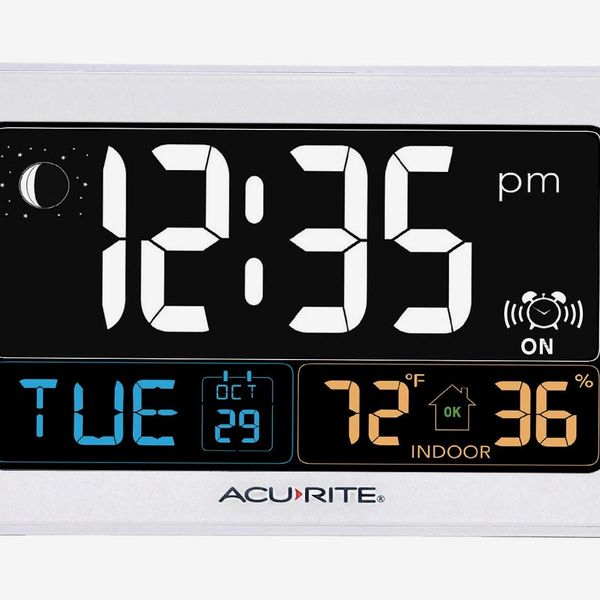 AcuRite Intelli-Time Alarm Clock with Indoor Temperature and Humidity