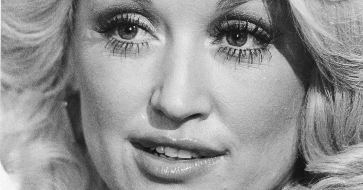 Hollywood Remembers Their Favorite Blonde, Dolly Parton