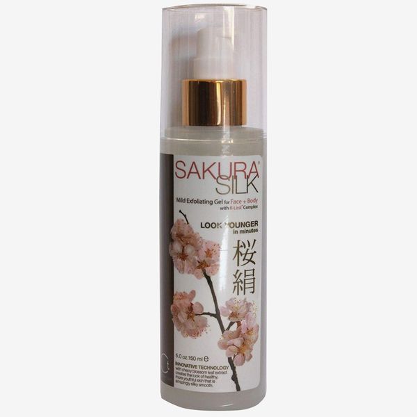 Sakura Silk Exfoliating Gel