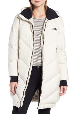 The North Face Albroz 550-Fill-Power Down Hooded Jacket