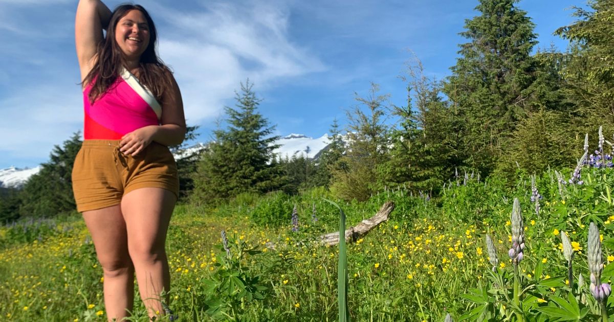 I Have Dozens of Bathing Suits, But I Keep Coming Back to the Summersalt Sidestroke