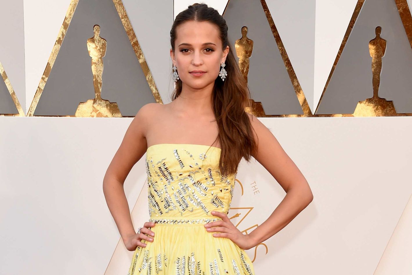 102 Met Gala 2016 Alicia Vikander Photos & High Res Pictures - Getty Images