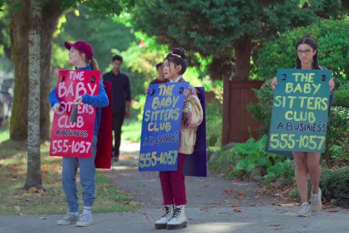 All of Claudia Kishi's Baby-Sitters Club Outfits, Ranked