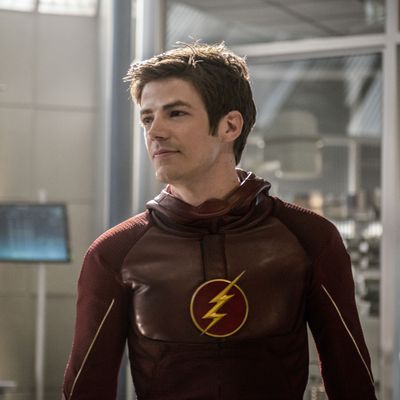 The Flash Season 2 Finale: Man in the Iron Mask's Identity Revealed