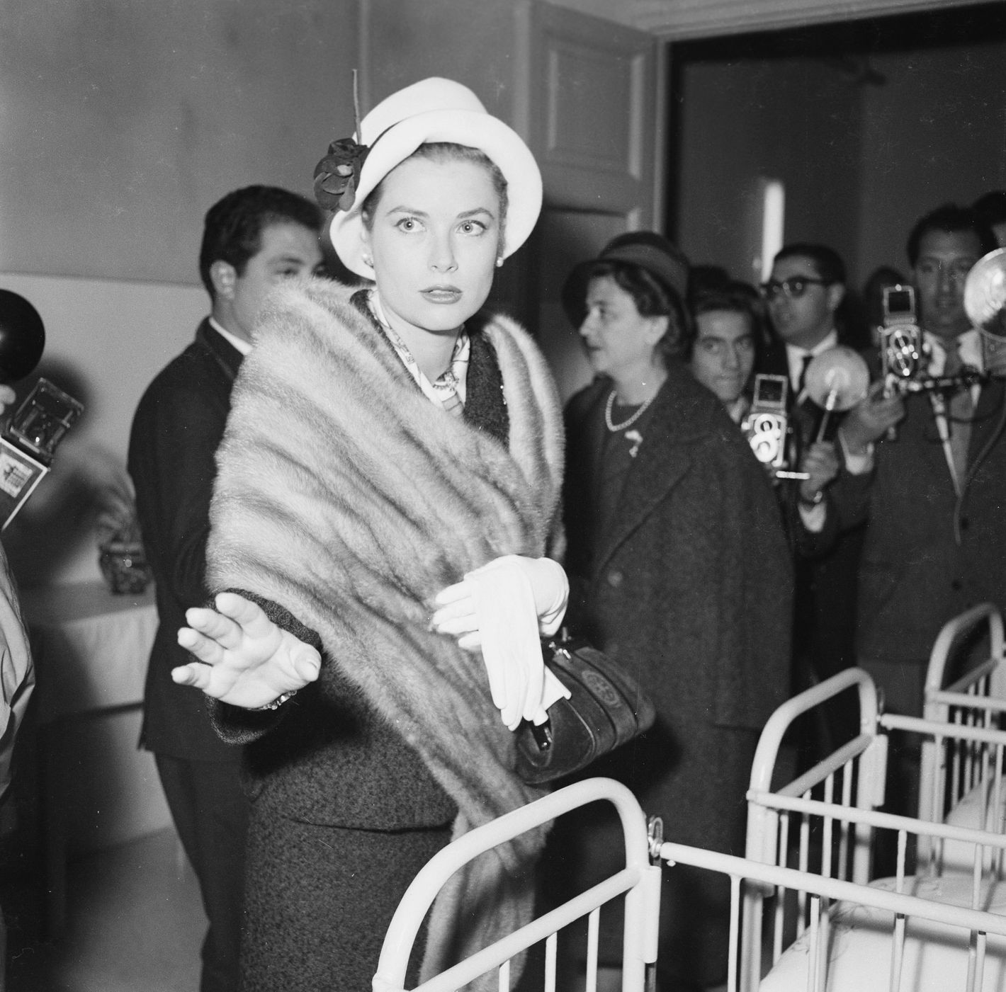 See Glamorous Vintage Paparazzi Shots From Rome