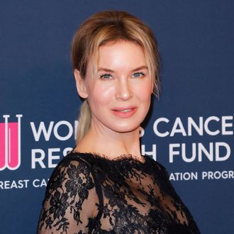 POV: Renee Zellweger is framing you for murder.