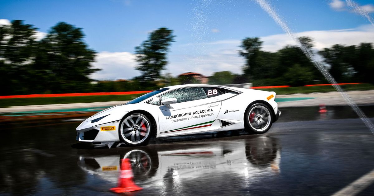 Would You Drop $12,000 to Learn to Drive a Lamborghini?