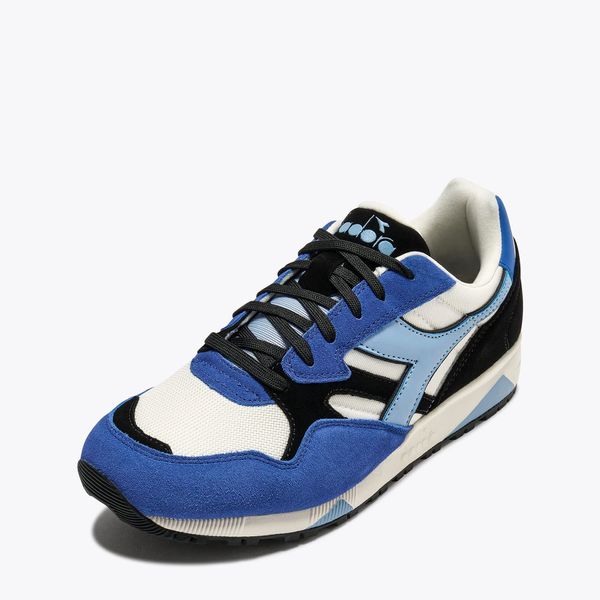 Diadora N902