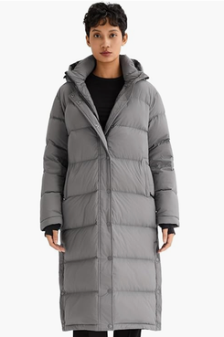 Orolay Women’s Maxi Puffer Jacket With Detachable Hood