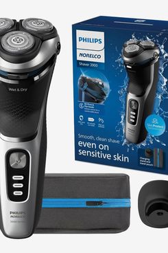 Philips Norelco Shaver 3900