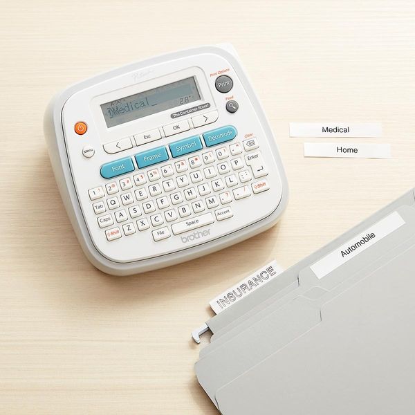 Brother Label Maker with Carrying Case