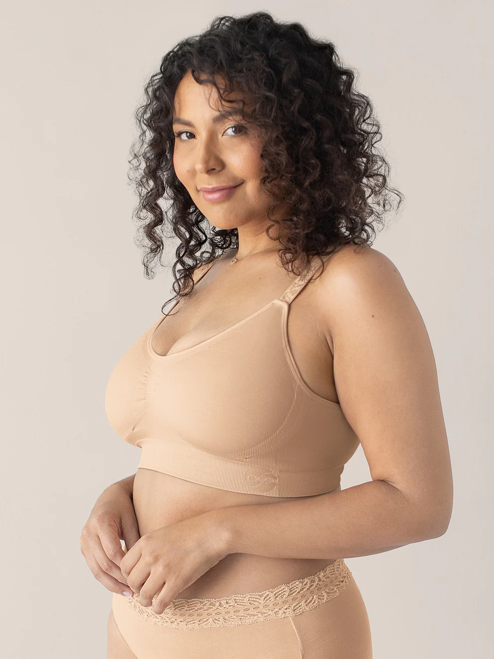 9 Best Wireless Bras for Large Breasts | The Strategist, image size:990x1319