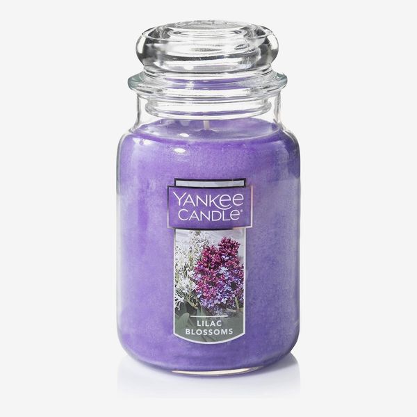 Yankee Candle Lilac Blossoms Scented, Classic 22oz Large Jar