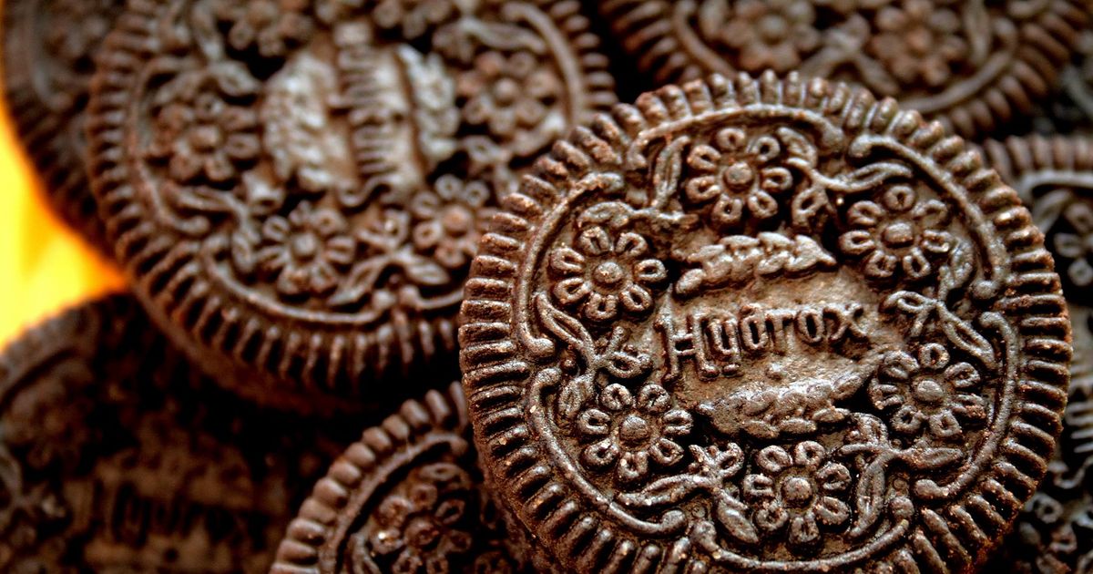 Hydrox Cookies Will Return to Stores This Month