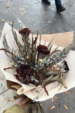 Saffron Preserved Bouquets