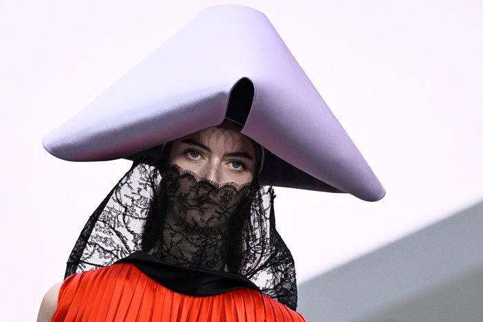 FASHION-FRANCE-WOMEN-DIOR