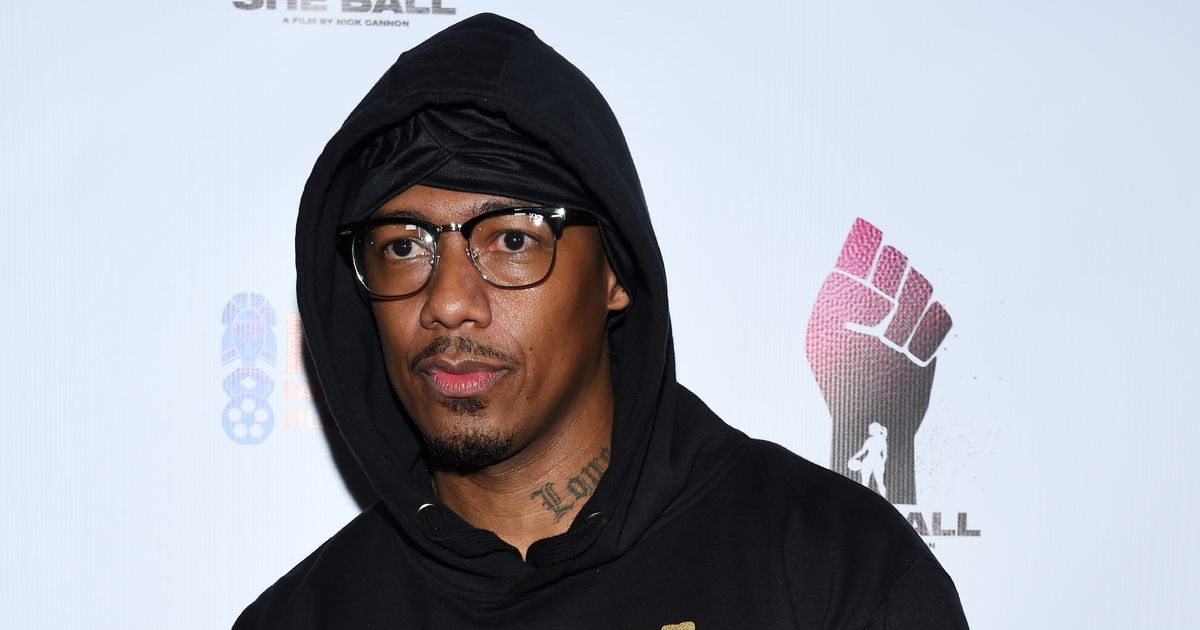 尼克·坎農 (Nick Cannon) 就反猶太言論向“他的猶太兄弟姐妹”道歉