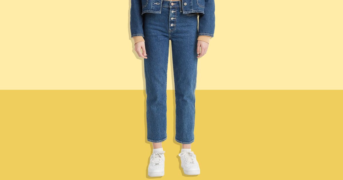 Levi’s Wedgie Jean Sale 2021 | The Strategist