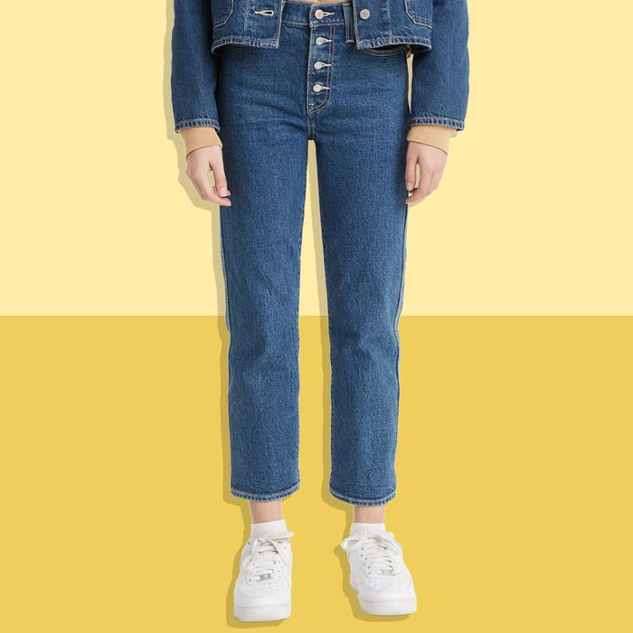 Levi's Wedgie Jean Sale 2021 | The Strategist