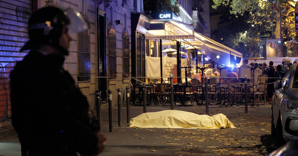 At Least 129 Dead After Explosions and Shootings in Paris