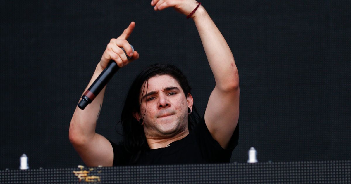 Skrillex Reunited With His Former Emo Band From First To Last For A 